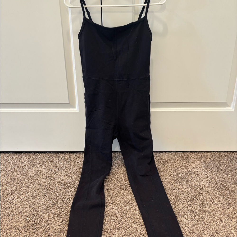 Aritzia Black Wilfred Free Jumpsuit